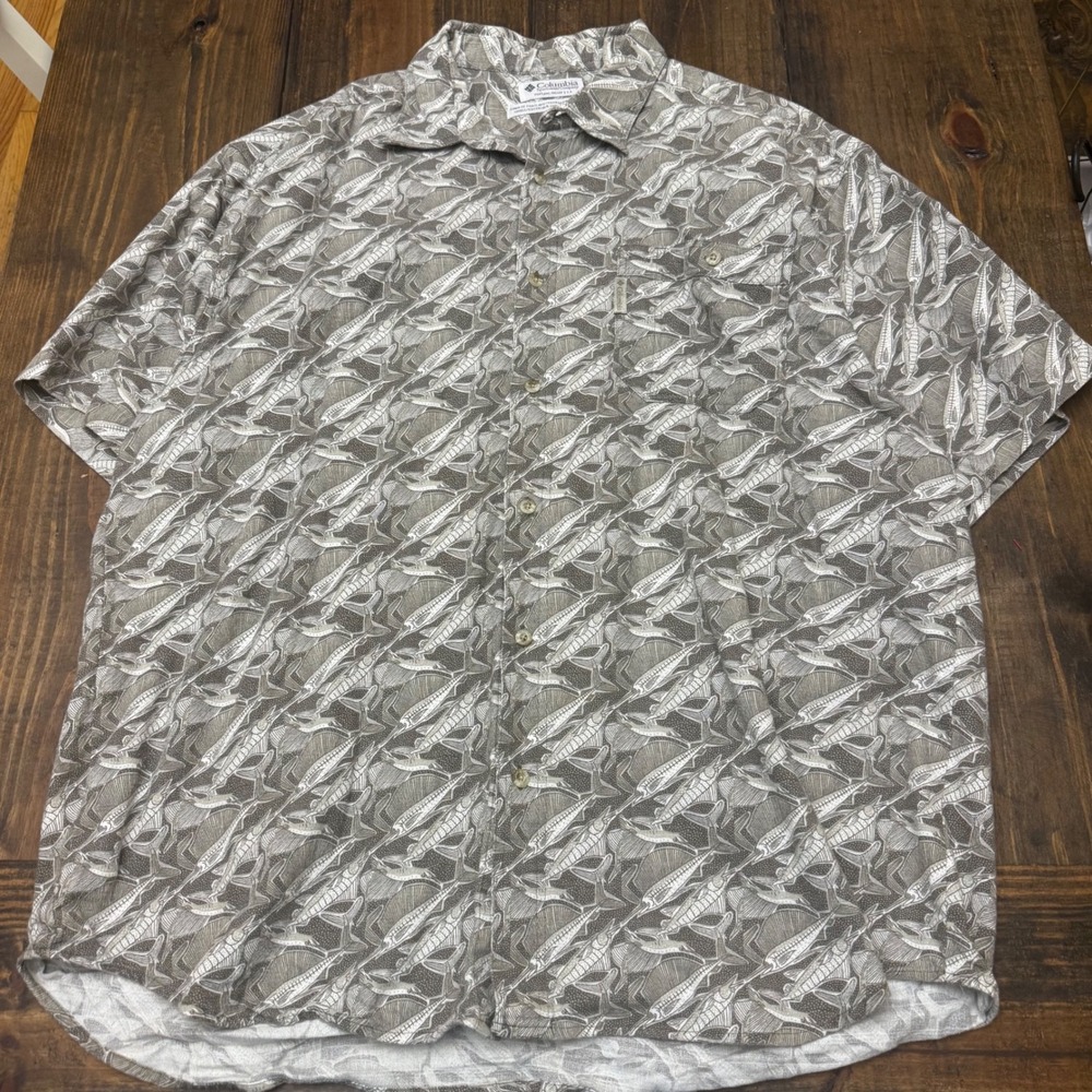 Columbia XXL Mens Shirt Fish Print all over Button Down Short‎ Sleeve Casual VTG